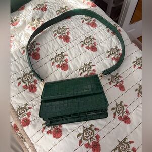 Amazon Green Crocodile-Embossed Crossbody Bag